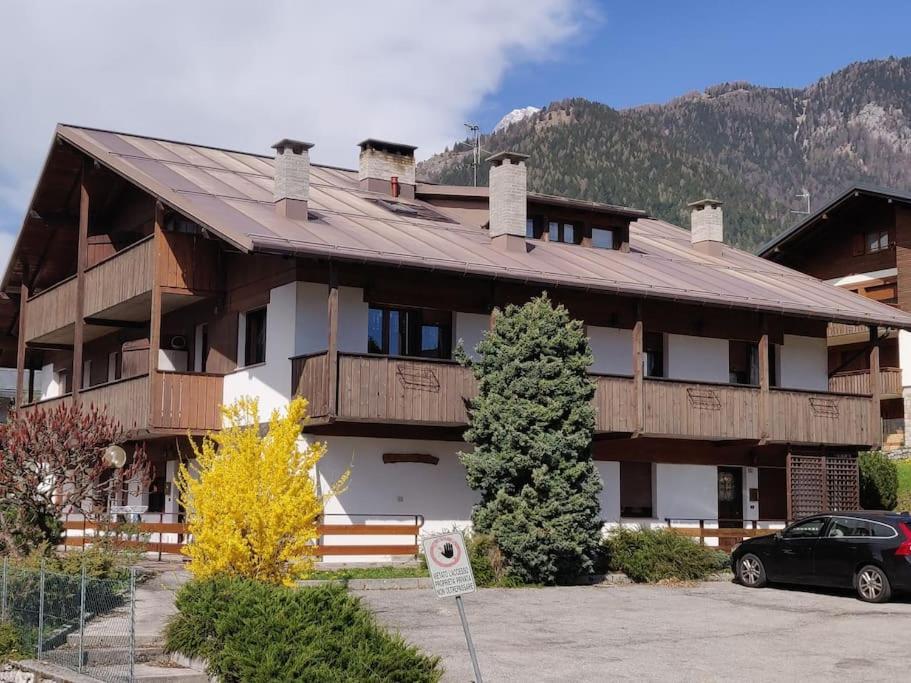 Appartamento Comodo E Curato Per Famiglie Pieve di Cadore Kültér fotó